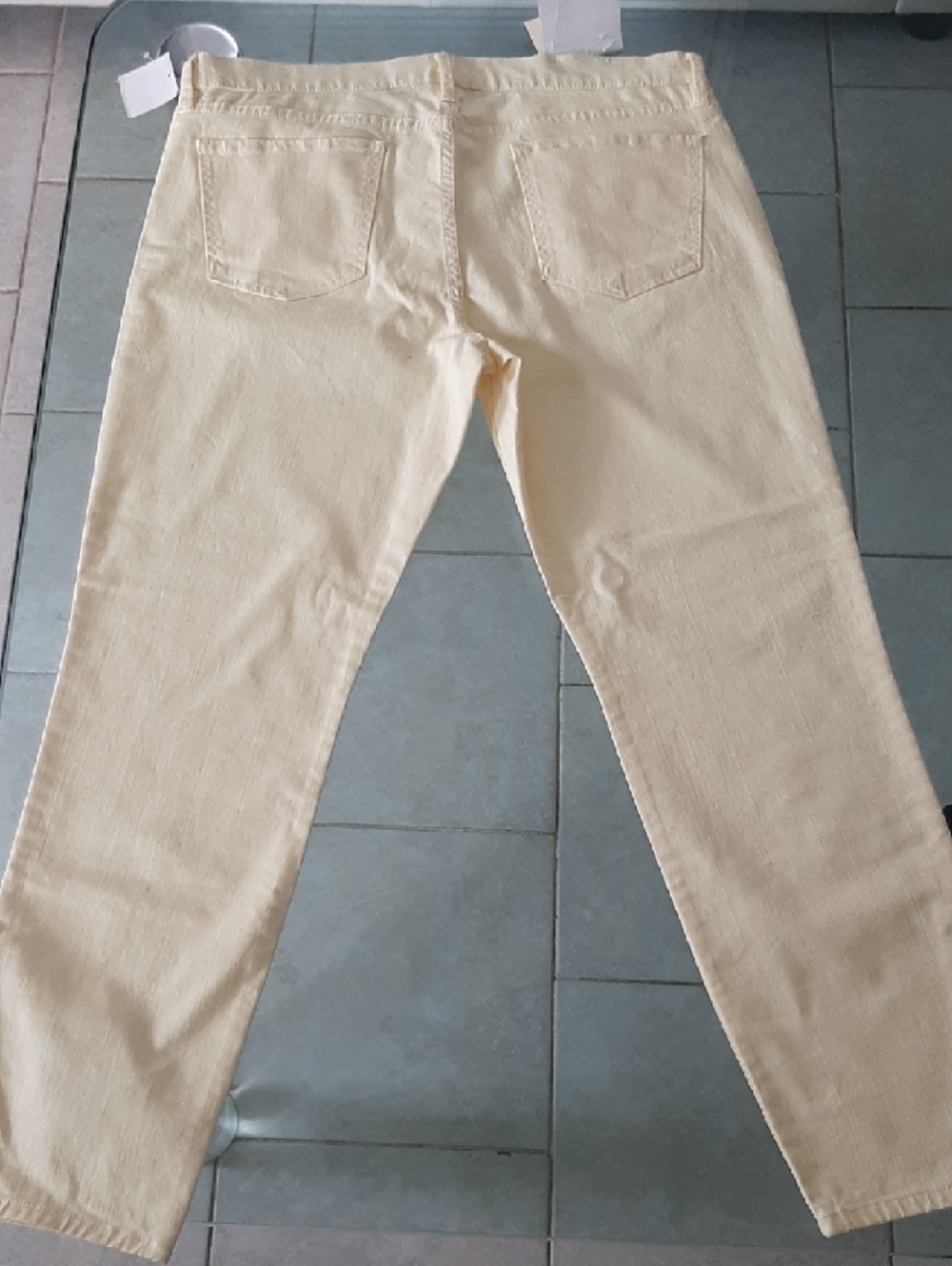 NWT Joe FreshπSoft Lemon Cropped Zippered Ankle Jeans Sz 12 - Picture 8 of 8